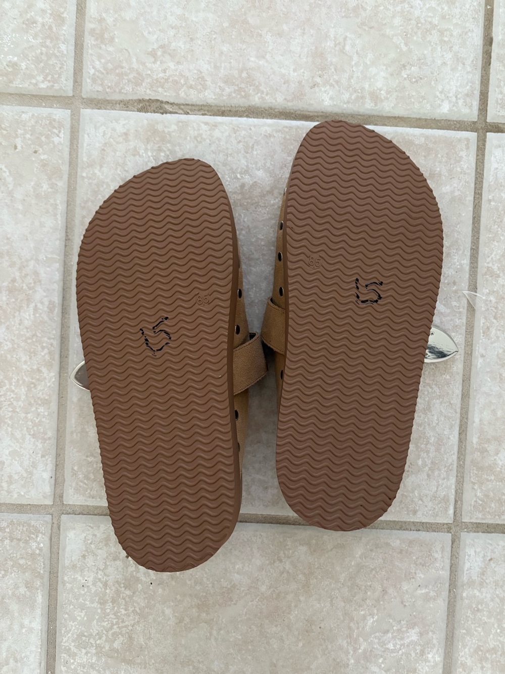 Steve Madden Tan Suede Studded Buckle Clog Mule - Picture 9 of 9